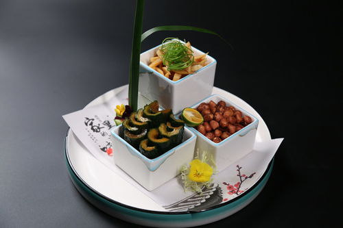 紅燜江團(tuán)泡油條 中國(guó)菜系中的美味佳肴